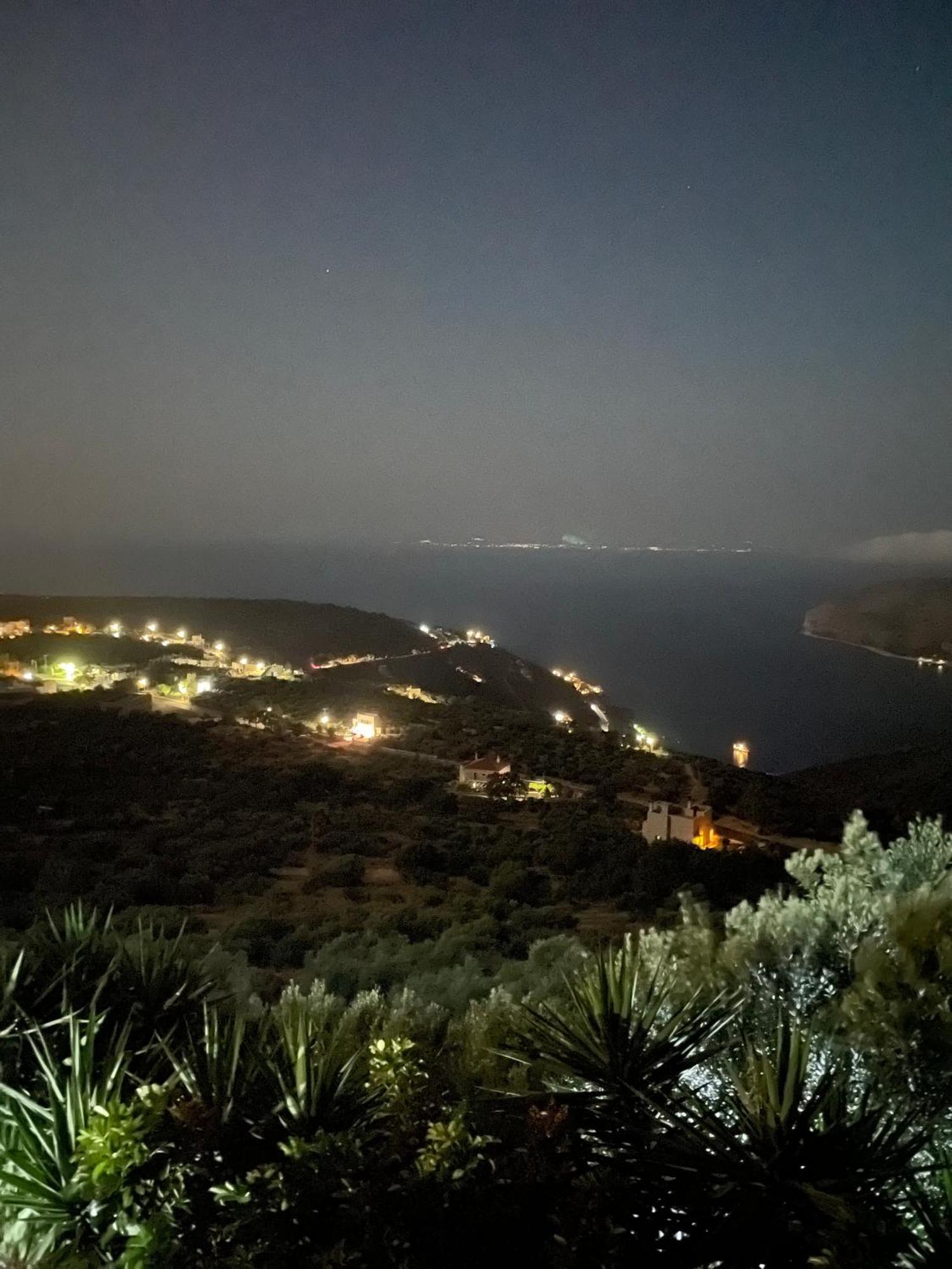 Πύργος Παραδοσιακός Με Μαγευτική Θέα - Villa Traditional Tower With Amazing Sea View Areopoli Exterior foto